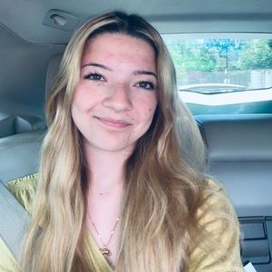 Meet your Posher, Lillian